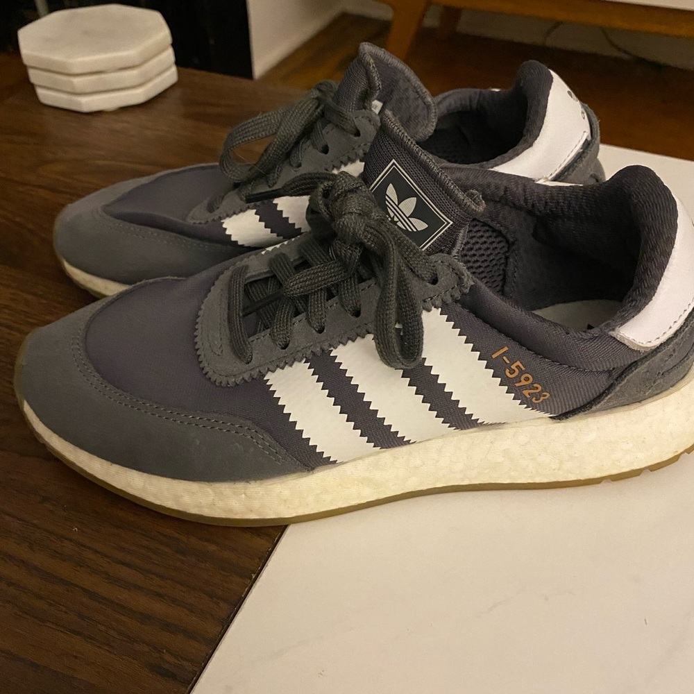 Adidas Iniki - Picture 3 of 4